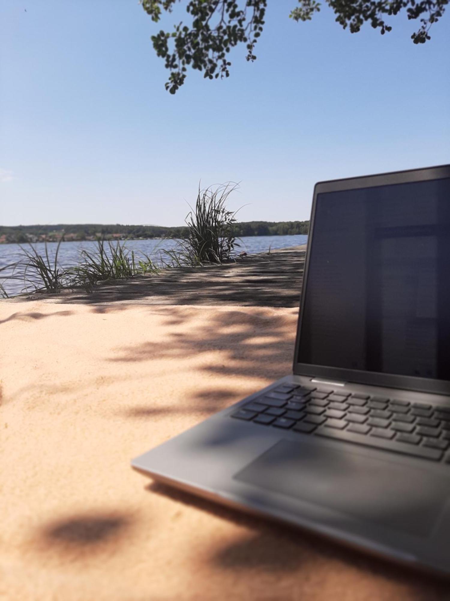 Bungalow Direkt Am See, Mit Eigenem Boot Roding Exterior foto